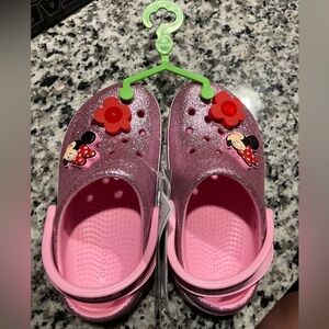 MINNIE MOUSE CROCS SIZE 10T
